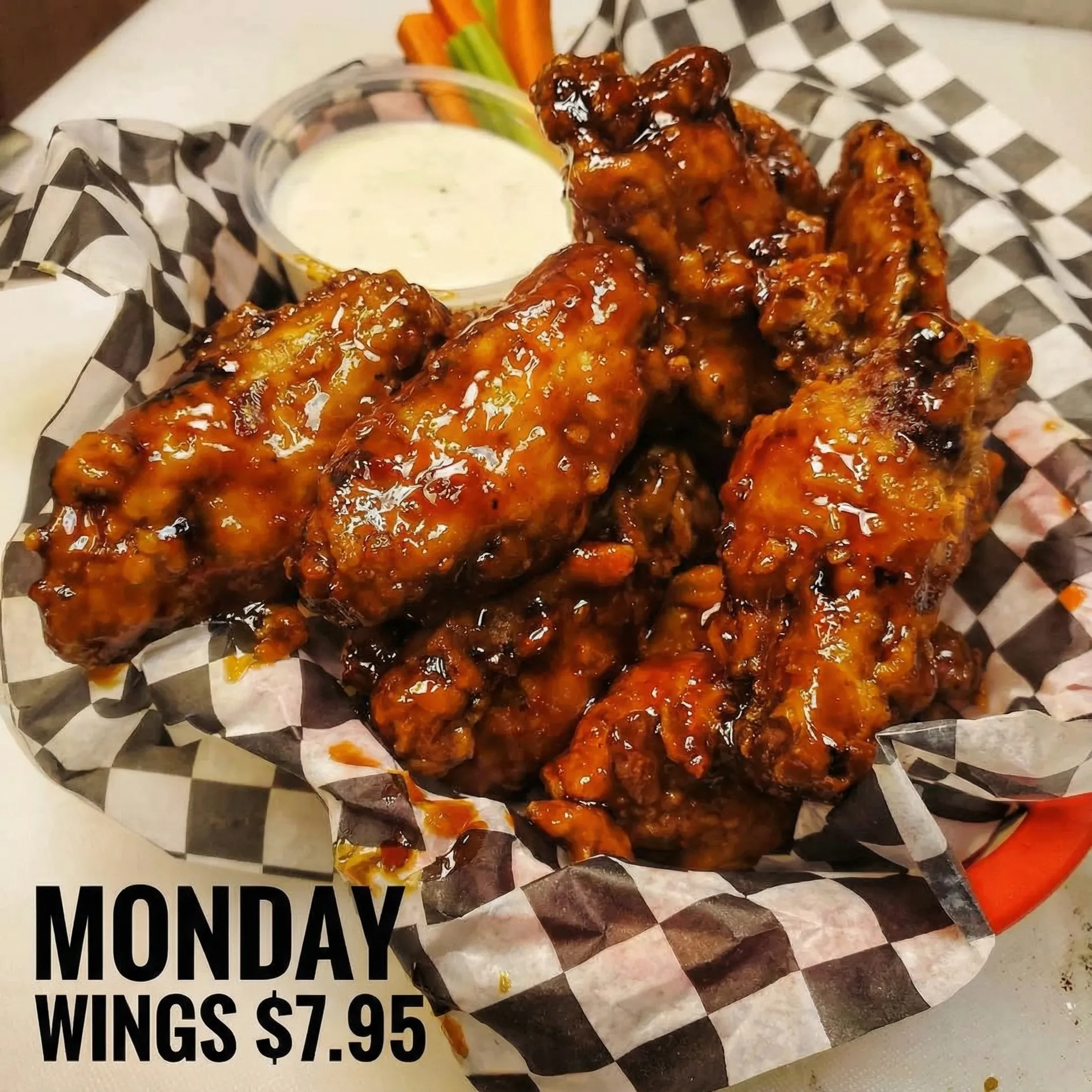 Chicken Wings - Best wings at Colonial Pub & Grill Saskatoon